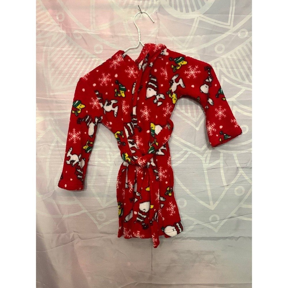 Peanuts size 4t Christmas‎ robe with snoopy
